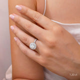Round Cut Diamond Engagement Ring