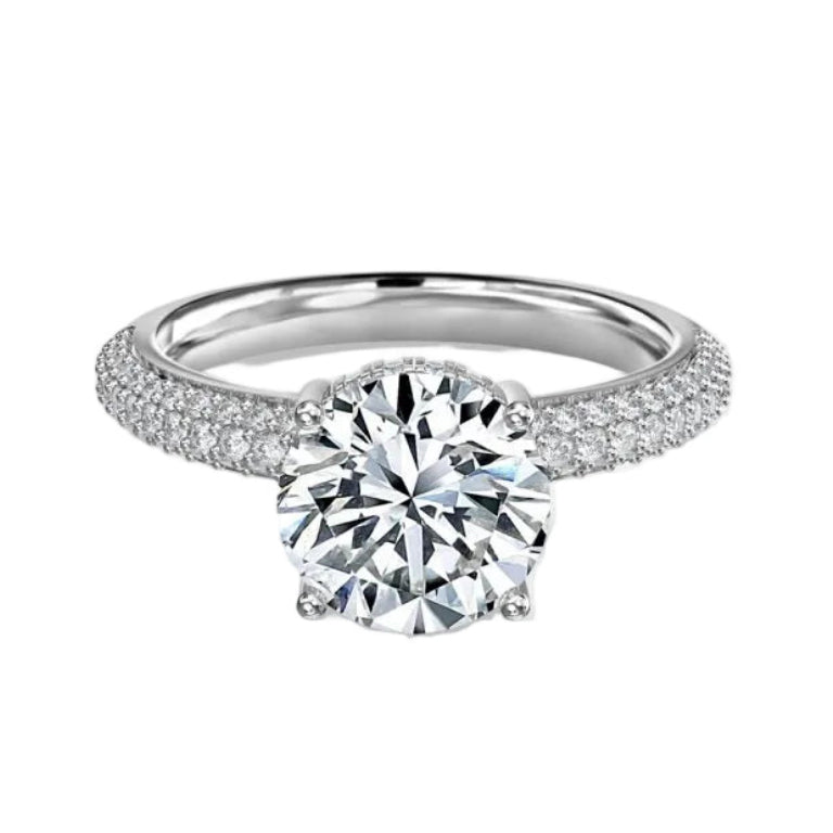 Round Cut Diamond Engagement Ring