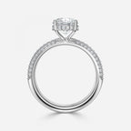 Round Cut Diamond Engagement Ring