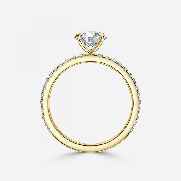 Round Cut Engagement Ring