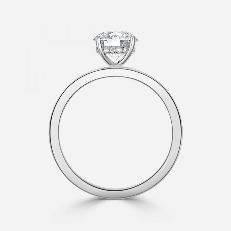Round Cut Engagement Ring