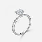 Round Cut Engagement Ring