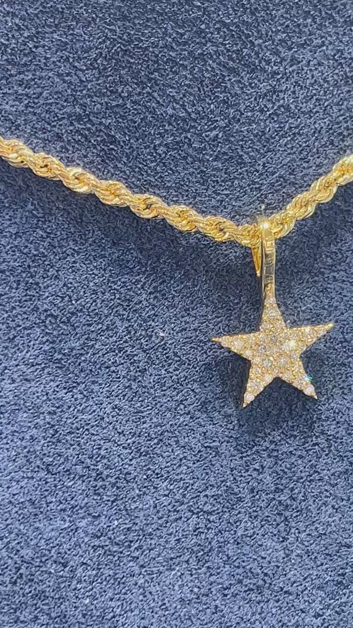 Five Point Star Diamond Pendant 10K Solid Gold - 0.20 CTW