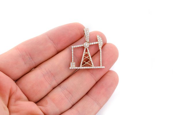 Oil Rig Diamond Pendant 10K Solid Gold - 0.90 CTW